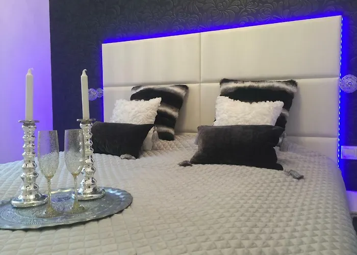 Black And White * Budapest